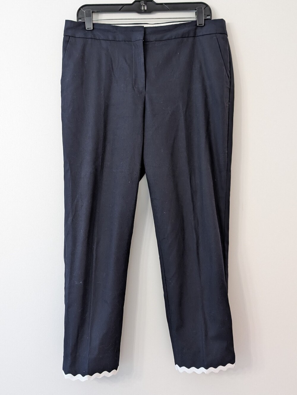 Talbots Navy Cropped Straight-Leg Pants with Scalloped Hem - Picture 2 of 8